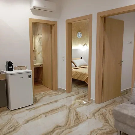 Apartament Mellifera *