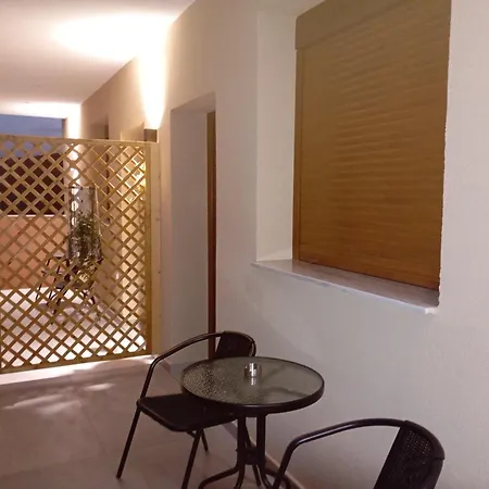 Mellifera דירה *